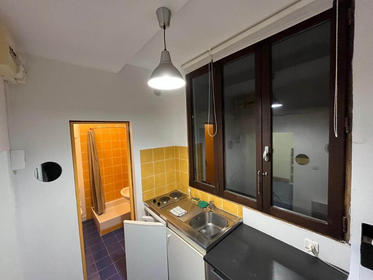 Studio T1 Cv - Calme Avec Cour Montpellier Ngoại thất bức ảnh